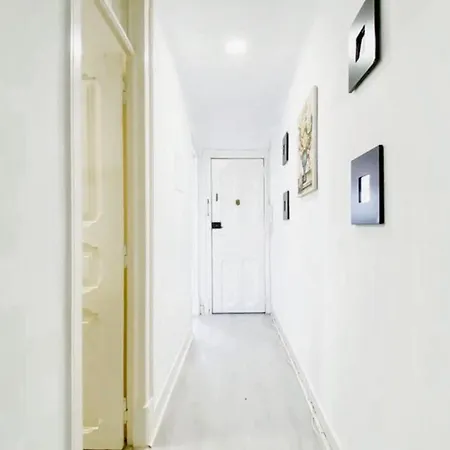 Charming In Lisboa, 3 Sqm, View